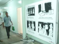 В поликлинике краевой больницы проходит выставка рисунков Игоря Трошева.